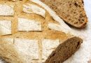 Ekşi Mayalı Tam Buğday Ekmeği