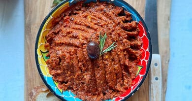 Tapenade with Dried Tomatoes – Breakfast Sauce with Dried Tomatoes and Olives