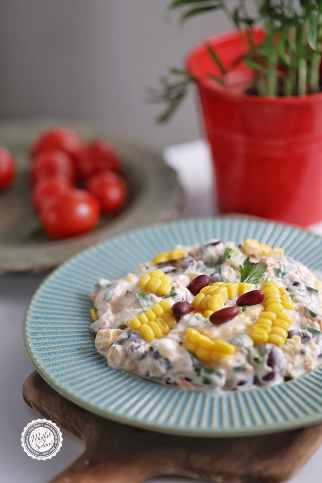 Yoğurtlu Meksika Fasülyesi Salatası