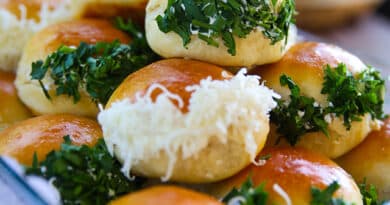 Sakallı Poğaça tarifi