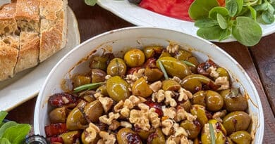 Yeşil Zeytin Kavurması tarifi