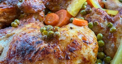 Fırında Yoğurt Soslu Sebzeli Tavuk tarifi