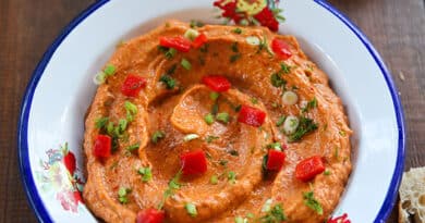 Köz Kapyalı Avokado Mezesi tarifi